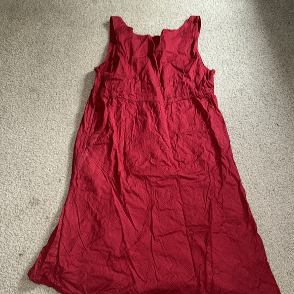 Red Dress - Picture 3 of 4